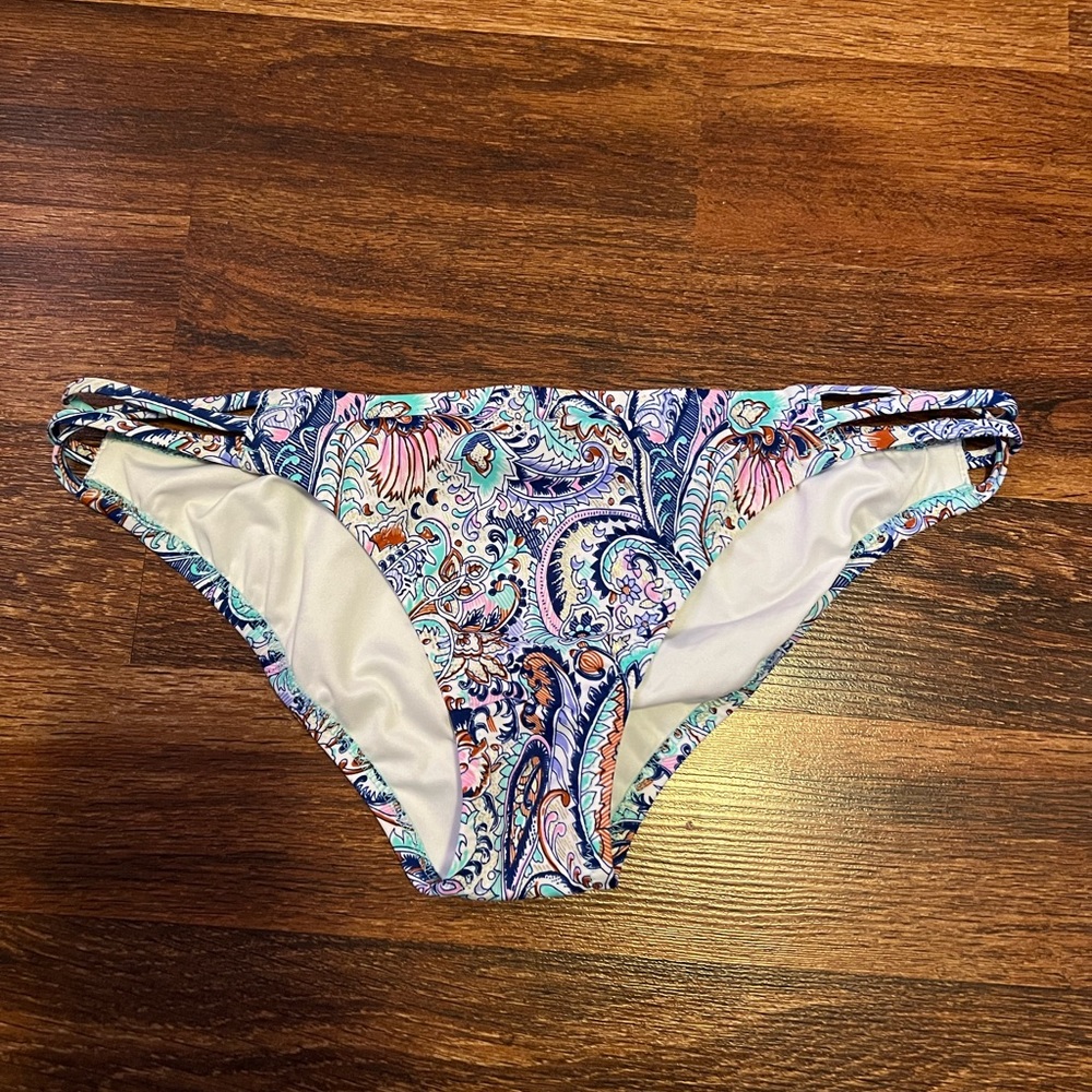 Pattern Bikini Bottom - image 1